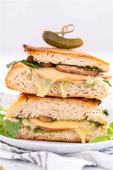 Toasted Pesto Turkey Sandwich Colleen Christensen Nutrition