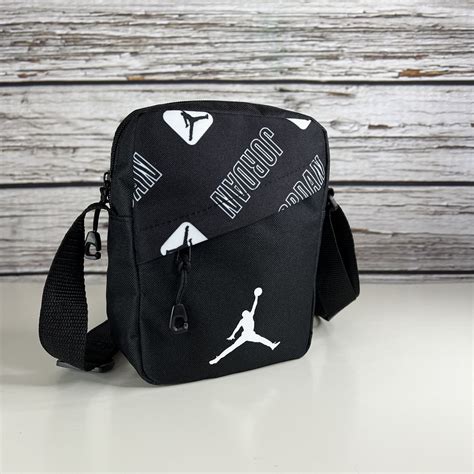 Барсетка Jordan черного цвета / Мужская спортивная сумка через плечо ...