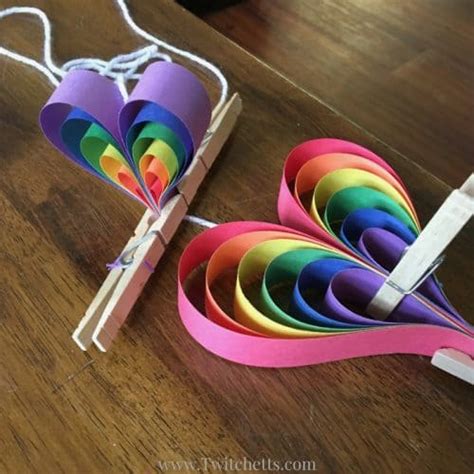 How To Make A Fun D Heart Mobile Out Of Paper Twitchetts