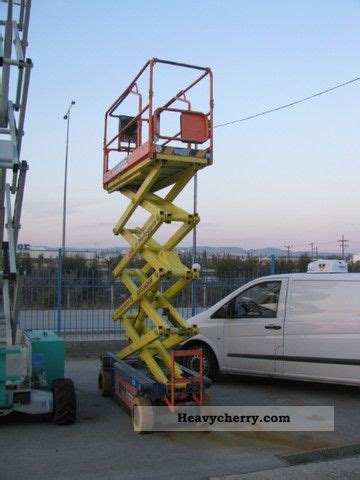 Haulotte iteco 8089 it no haulotte 2004 Working platform Construction ...