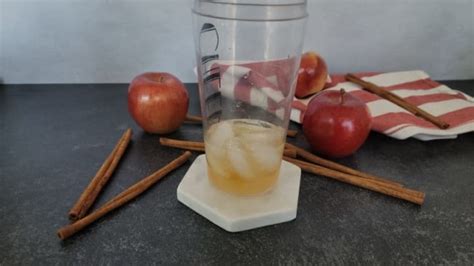 Apple Pie Shot Recipe {Video} - Tammilee Tips