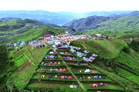 Nikmati Indahnya Pemandangan Dengan View Derajat Di Taman Langit