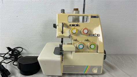 Symaskin Toyota SL3403 Overlock Köp på Tradera 581222825