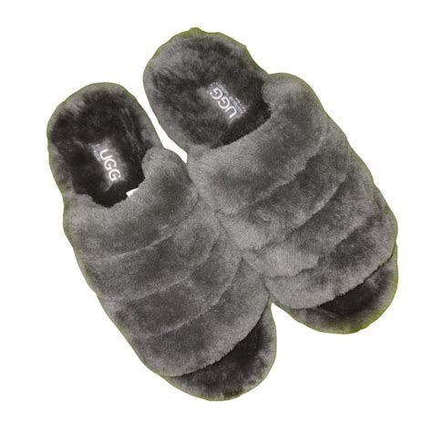 Ugg Womens Faux Fur Slippers Size 37 Sleepwear Grey Fur Soft Good