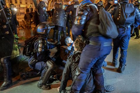 « On A Assiste à Une Escalade De La Violence En Manifestation