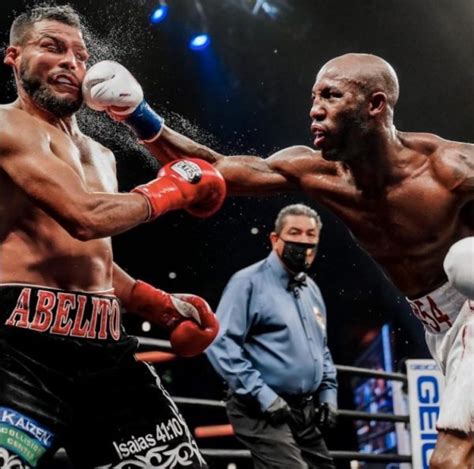 Yordenis Ugás primer cubano campeón mundial welter desde Mantequilla