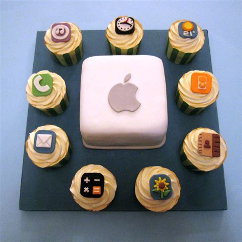 Apple Iphone Cakes