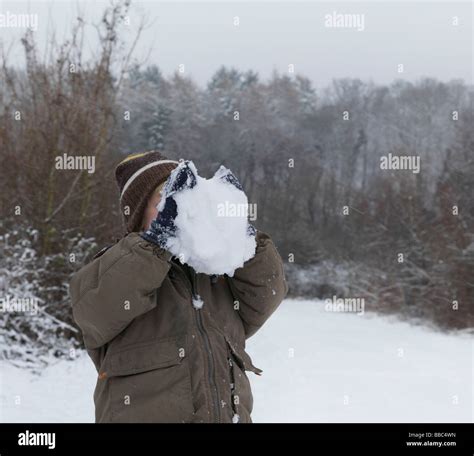 Porta westfalica winter Fotos und Bildmaterial in hoher Auflösung Alamy