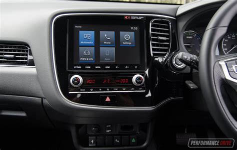 2021 Mitsubishi Outlander Gsr Phev Touchscreen Performancedrive