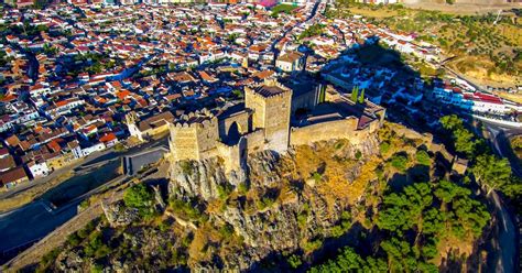 Los 10 Pueblos Increíbles En La Frontera De España Con Portugal Playas Castillos Y 1000