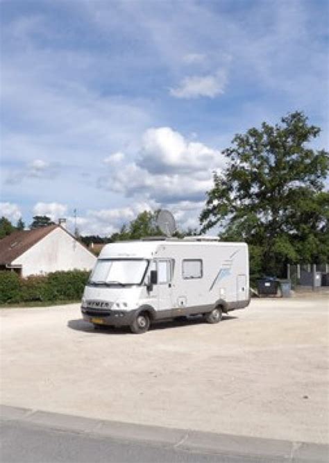 Aire De Services Pour Camping Cars Theillay Val De Loire Loir Et Cher