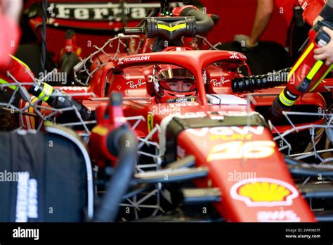 LECLERC Charles Mco Scuderia Ferrari SF 24 Retrato Durante Las