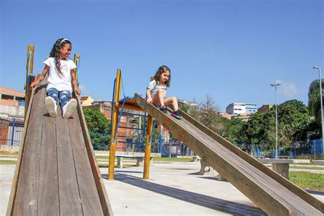 Prefeitura de Carapicuíba inaugura Parque Bem te vi show do Patati