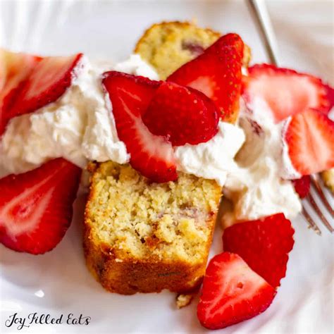 Keto Strawberry Shortcake Pound Cake Low Carb Gluten Free Easy