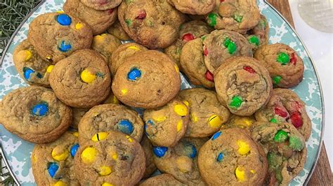 Bake these easy chocolate candy cookies from chef Alex Guarnaschelli ...