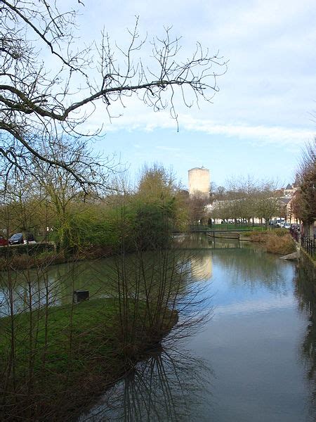 Tour Blanche Issoudun Pa Monumentum