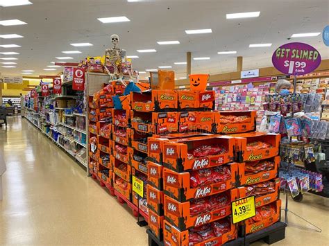 The Halloween Candy and Toy Aisle at a Schnucks Grocery Store in ...