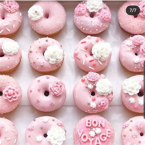 by Eva Korac on Dounuts | Delicious donuts, Fancy donuts, Donut ...