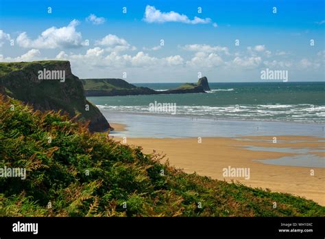 Worm's Head in Rhossili Bay Stock Photo - Alamy