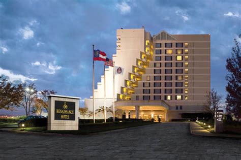 Renaissance Concourse Atlanta Airport Hotel - Atlanta GA | AAA.com