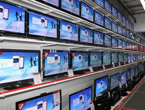 Los retailers rebajan los televisores de más de 50 para potenciar el