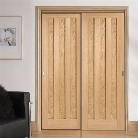 Pass Easi Two Sliding Doors And Frame Kit Idaho 3 Panel Oak Door U