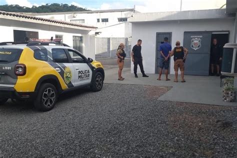 Procurado por feminicídio é preso pela PM na Praia Central