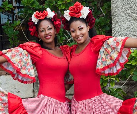 4 Dominican Republic Inspired Looks You Need Right Now Traditional