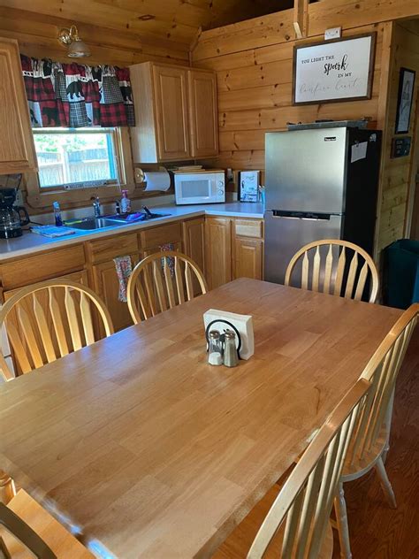 12 Best Pet-Friendly Cabins Near Moosehead Lake, Maine - Updated 2024 ...