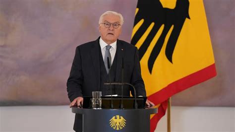 Berlin Bundespr Sident Steinmeier L St Bundestag Auf Neuwahl Am