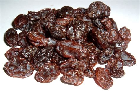 Healthy Minds: Health Benefits of Raisins