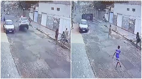 VÍDEO Viatura da PM capota durante perseguição em BH