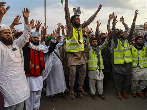 Pakistan Releases Hundreds Of Tlp Activists As Protest Continues