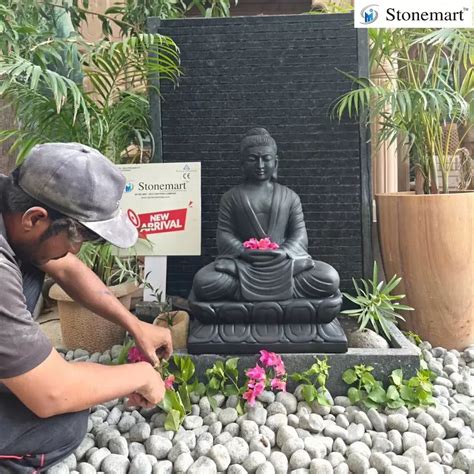 What Is The Difference Between A Dhyana Mudra Buddha And An Anjali