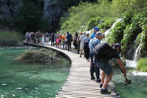 Anđelko Novosel bivši ravnatelj NP Plitvička jezera o opasnim gužvama