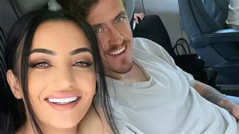 Max Kruse ve eşi Dilara Kruse den canlı yayında kavga etti