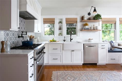 Transform Your Kitchen with Farmhouse Off White Cabinets - Get 20% off ...