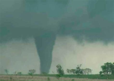 Tornados Azotaron Estados Unidos Dejando Varios Heridos