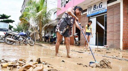 Gobierno Y Empresarios Entregan Toneladas De Ayuda Humanitaria A