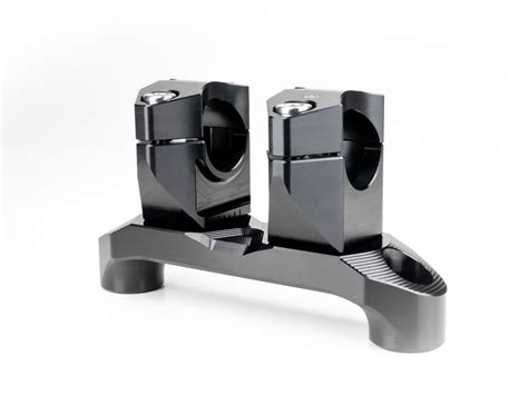 2DGT 14 B GILLES TOOLING 2DGT HANDLEBAR RISERS BLACK DUCATI