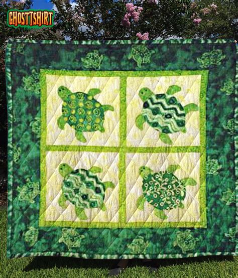 Green Turtle Quilt Blanket