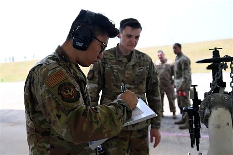 Suwon Hosts F16 Hot Pit Mission 7th Air Force Article Display