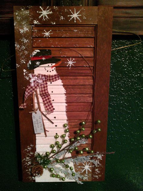 Snowman Painted On Old Shutter Snowman Christmas Decorations Christmas Wood Crafts Whimsical