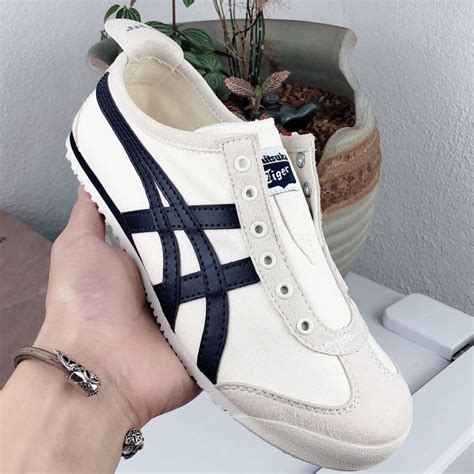 Onizuka Tiger Men Shoes Breathable Canvas Shoes Classic Tiger Shoes