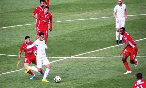 Botola Pro D Mise Jour Journ E Le Wydad De Casablanca Et Le