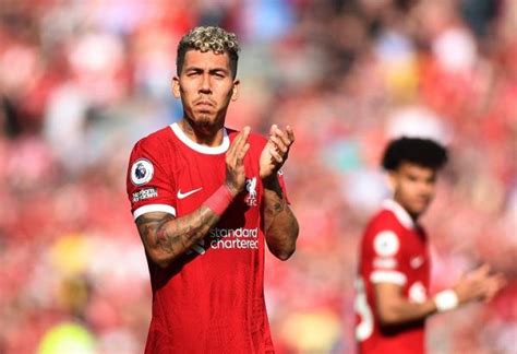 Momen Emosional Firmino Nangis Saat Lagi Terakhir Di Anfield Suporter