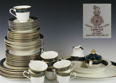 50pc Royal Doulton Carlyle China Dinnerware Set