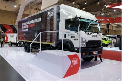 Isuzu Buka Part Depo Baru Pangkas Waktu Distribusi Spareparts Di