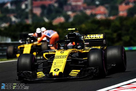 Carlos Sainz Jnr Renault Hungaroring 2018 RaceFans