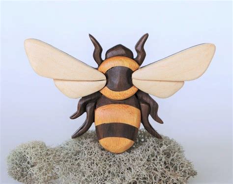 Honey Bee Intarsia Wall Hanging Insect Wood Carving Bumble Bee Home